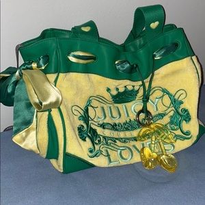 Beautiful, authentic vintage juicy couture bag